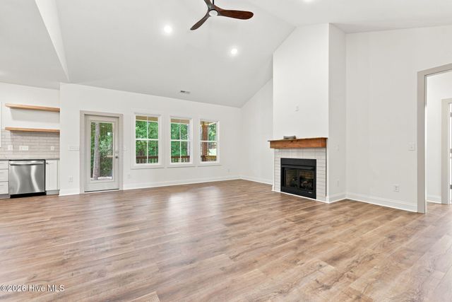 128 Banbridge Drive, West End, NC 27376