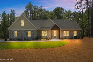 128 Banbridge Drive, West End, NC 27376