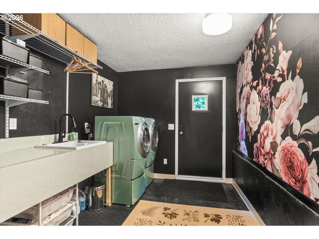 526 Nw MARLBOROUGH Ave, Portland, OR 97210