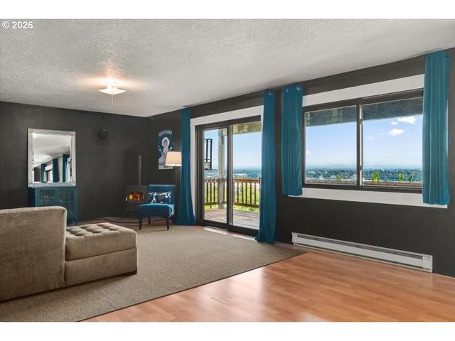 526 Nw MARLBOROUGH Ave, Portland, OR 97210