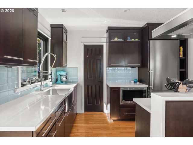 526 Nw MARLBOROUGH Ave, Portland, OR 97210