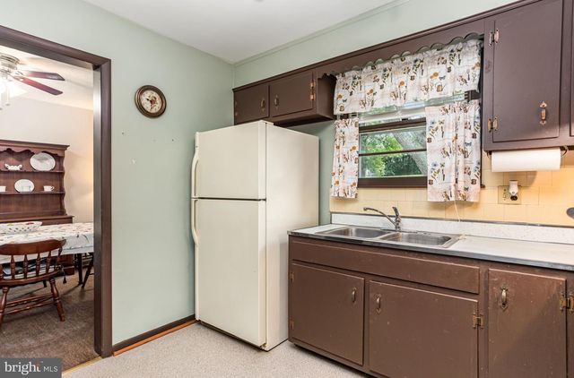 4234 NECKER AVE, Baltimore, MD 21236