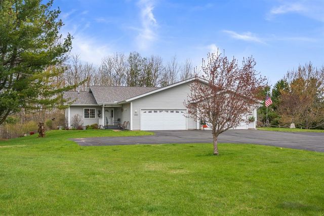 10547 Grandview Lane, Hayward, WI 54843
