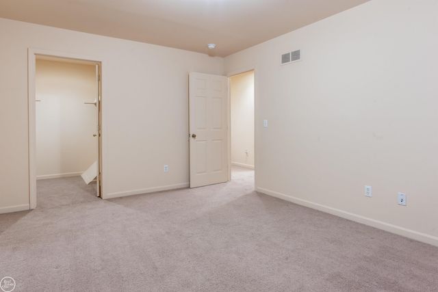 25523 Knoll Drive, Roseville, MI 48066