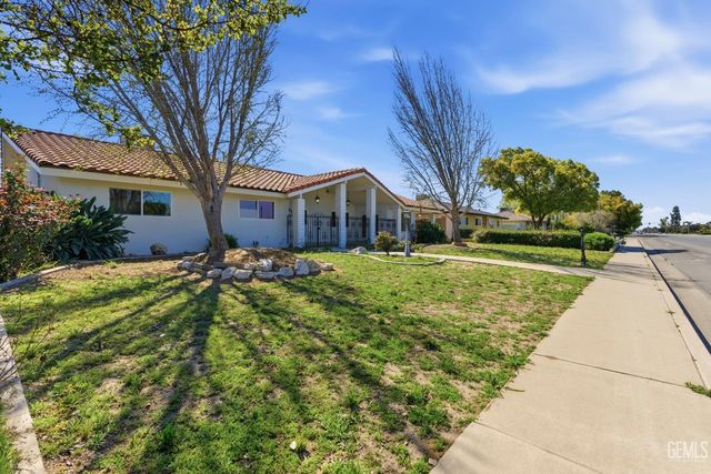 6101 Olive Drive, Bakersfield, CA 93308