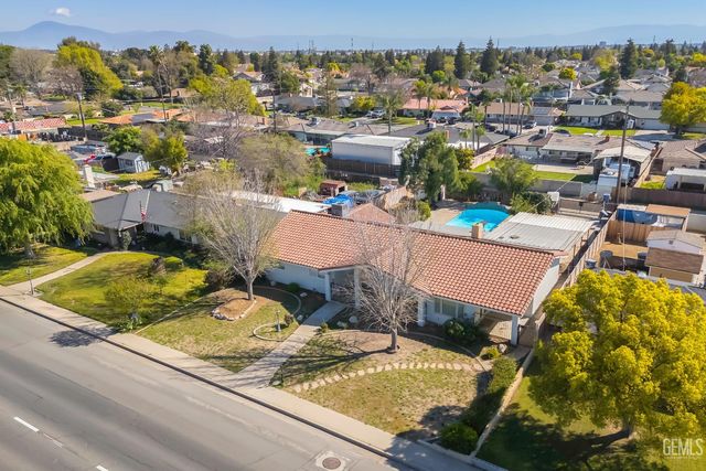 6101 Olive Drive, Bakersfield, CA 93308