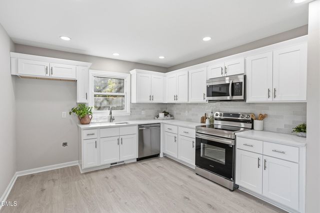 2424 Dorety Place, Raleigh, NC 27604