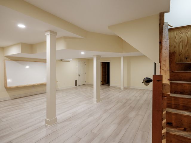 7348 Bradford Rd, Primm Springs, TN 38476