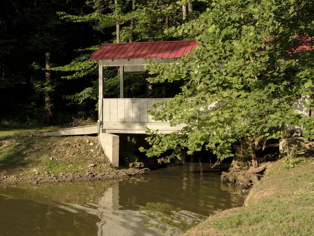 7348 Bradford Rd, Primm Springs, TN 38476
