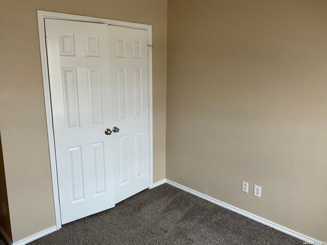 10802 Mathom Lndg Apt 1, Universal City, TX 78148