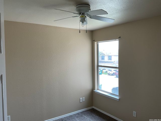 10802 Mathom Lndg Apt 1, Universal City, TX 78148