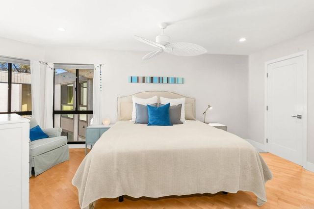 909 Olive Avenue, Coronado, CA 92118
