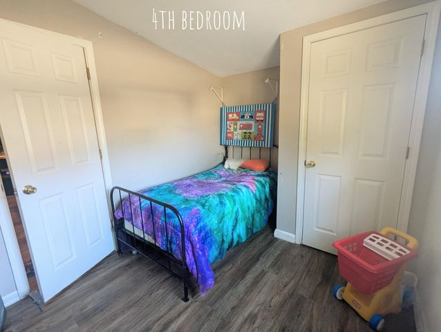 2700 E Horning Street, Springfield, MO 65802