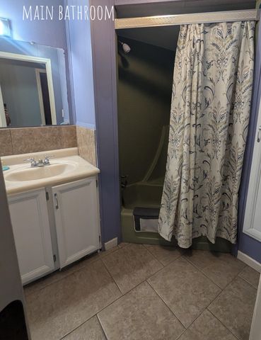 2700 E Horning Street, Springfield, MO 65802