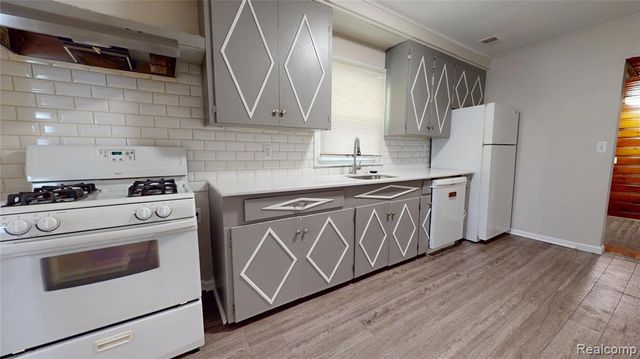 3776 Wasmund Avenue, Warren, MI 48091