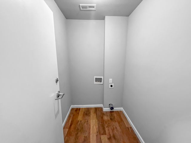 720 N Redbud Ave, Valley Center, KS 67147