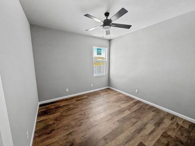 720 N Redbud Ave, Valley Center, KS 67147