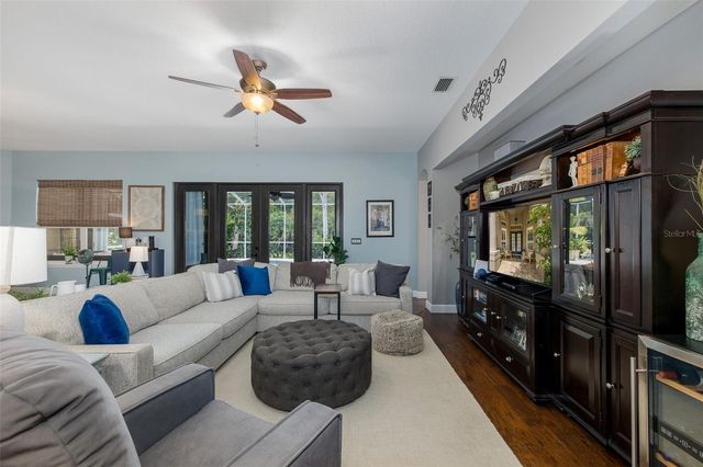 19204 PRISTINE PLACE, Lutz, FL 33558