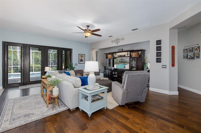 19204 PRISTINE PLACE, Lutz, FL 33558