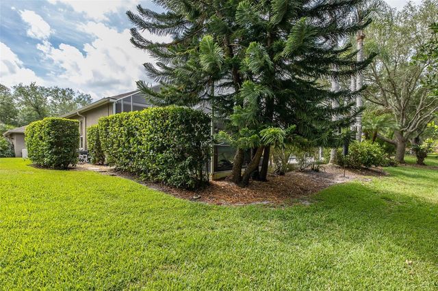 19204 PRISTINE PLACE, Lutz, FL 33558