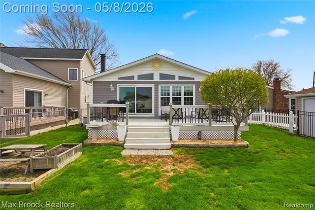 38189 Circle Drive, Harrison Twp, MI 48045
