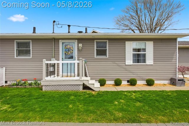 38189 Circle Drive, Harrison Twp, MI 48045
