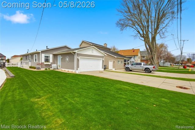 38189 Circle Drive, Harrison Twp, MI 48045