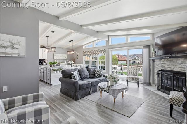 38189 Circle Drive, Harrison Twp, MI 48045