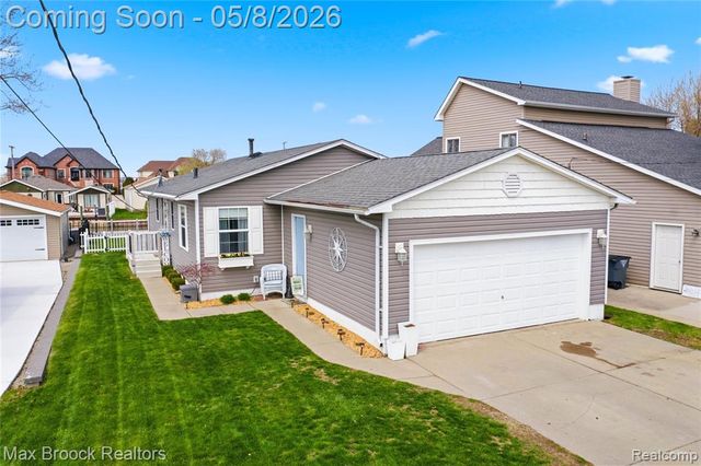 38189 Circle Drive, Harrison Twp, MI 48045