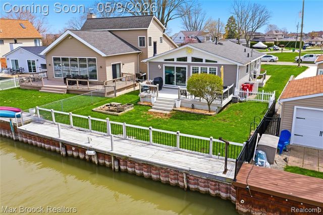 38189 Circle Drive, Harrison Twp, MI 48045