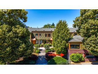 2025 Se CARUTHERS St 24, Portland, OR 97214