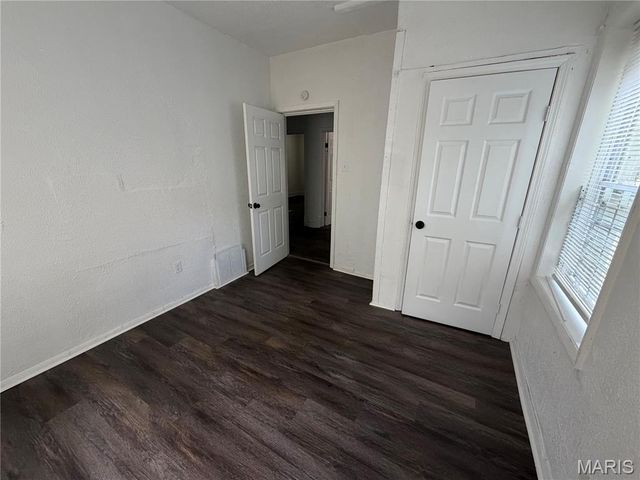 6016 Garesche Avenue, St Louis, MO 63136