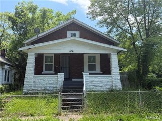 6016 Garesche Avenue, St Louis, MO 63136