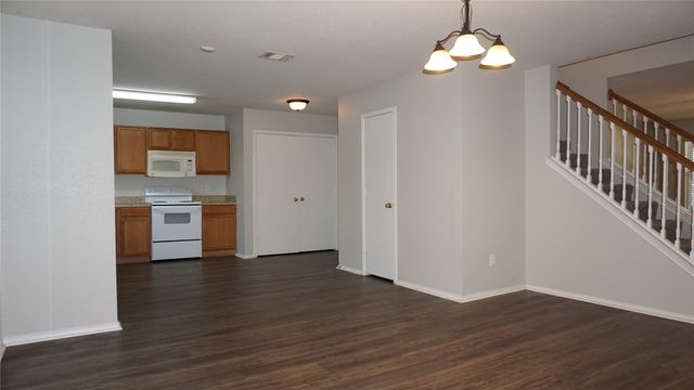 2908 Nara Vista Trail, Fort Worth, TX 76119
