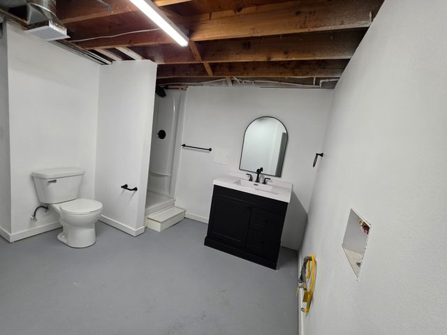 2228 Lyon Street, Des Moines, IA 50317