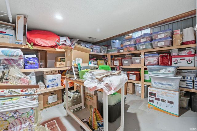 8727 Sakaden Parkway, Fort Wayne, IN 46825