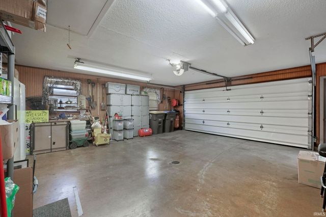 8727 Sakaden Parkway, Fort Wayne, IN 46825