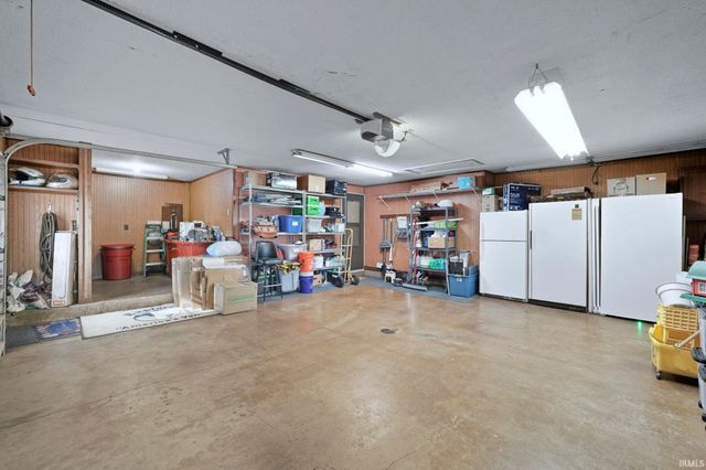 8727 Sakaden Parkway, Fort Wayne, IN 46825