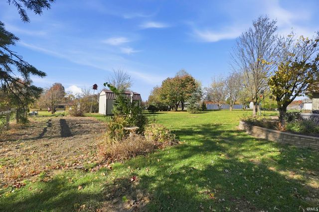 8727 Sakaden Parkway, Fort Wayne, IN 46825