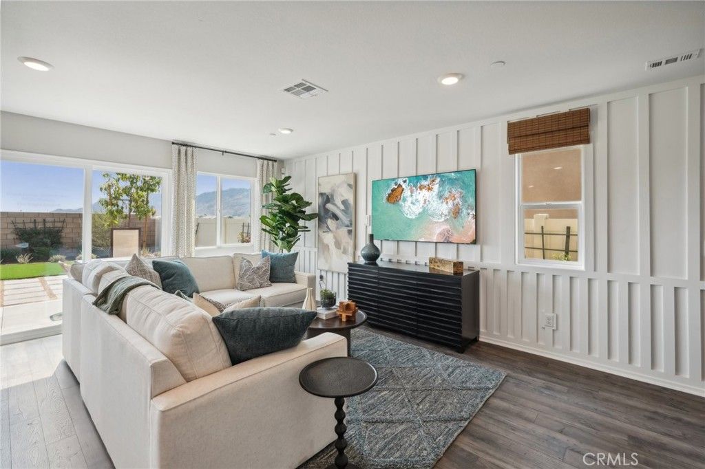 Image 5 of property listing at 14050 Larissa Street, Moreno Valley, CA 92555