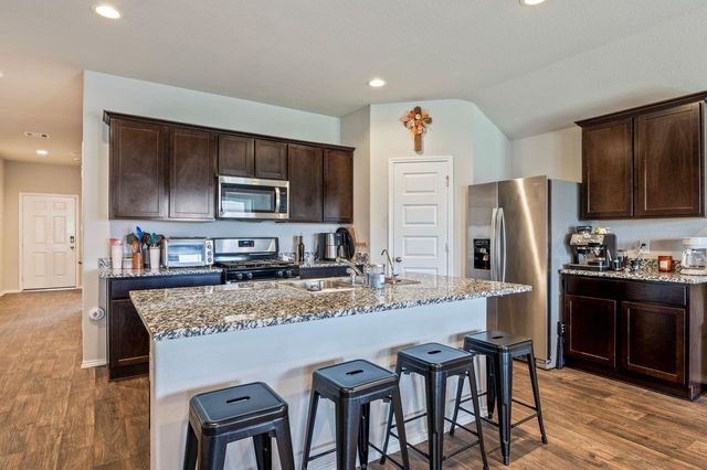 3312 111th Street N, Texas City, TX 77591