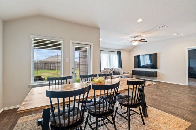 3312 111th Street N, Texas City, TX 77591