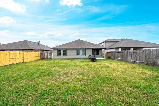 3312 111th Street N, Texas City, TX 77591