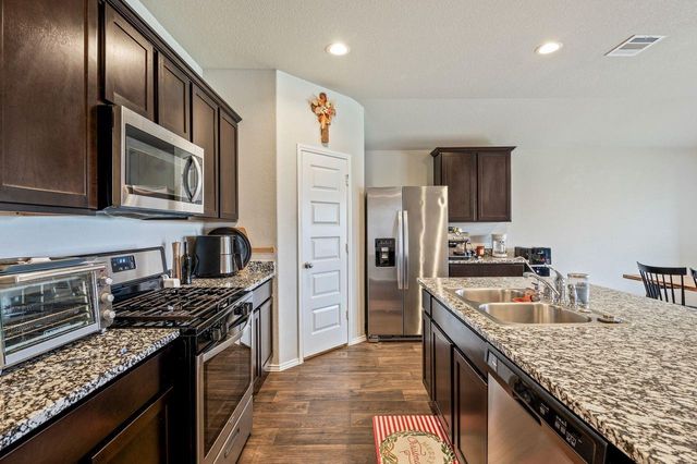 3312 111th Street N, Texas City, TX 77591