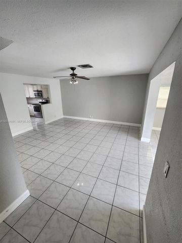 7966 SW 7th Court, North Lauderdale, FL 33068