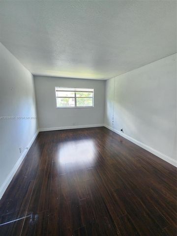 7966 SW 7th Court, North Lauderdale, FL 33068