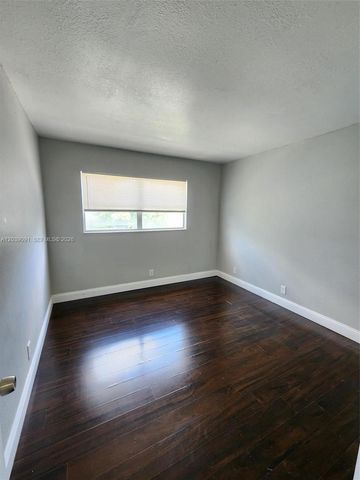7966 SW 7th Court, North Lauderdale, FL 33068
