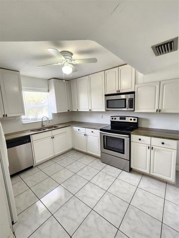 7966 SW 7th Court, North Lauderdale, FL 33068