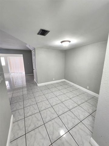 7966 SW 7th Court, North Lauderdale, FL 33068