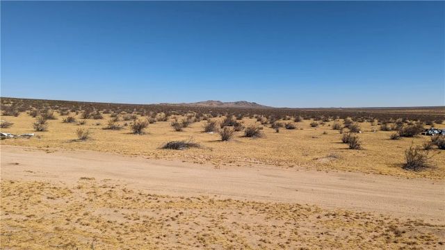 602 Mimosa, El Mirage, CA 92301